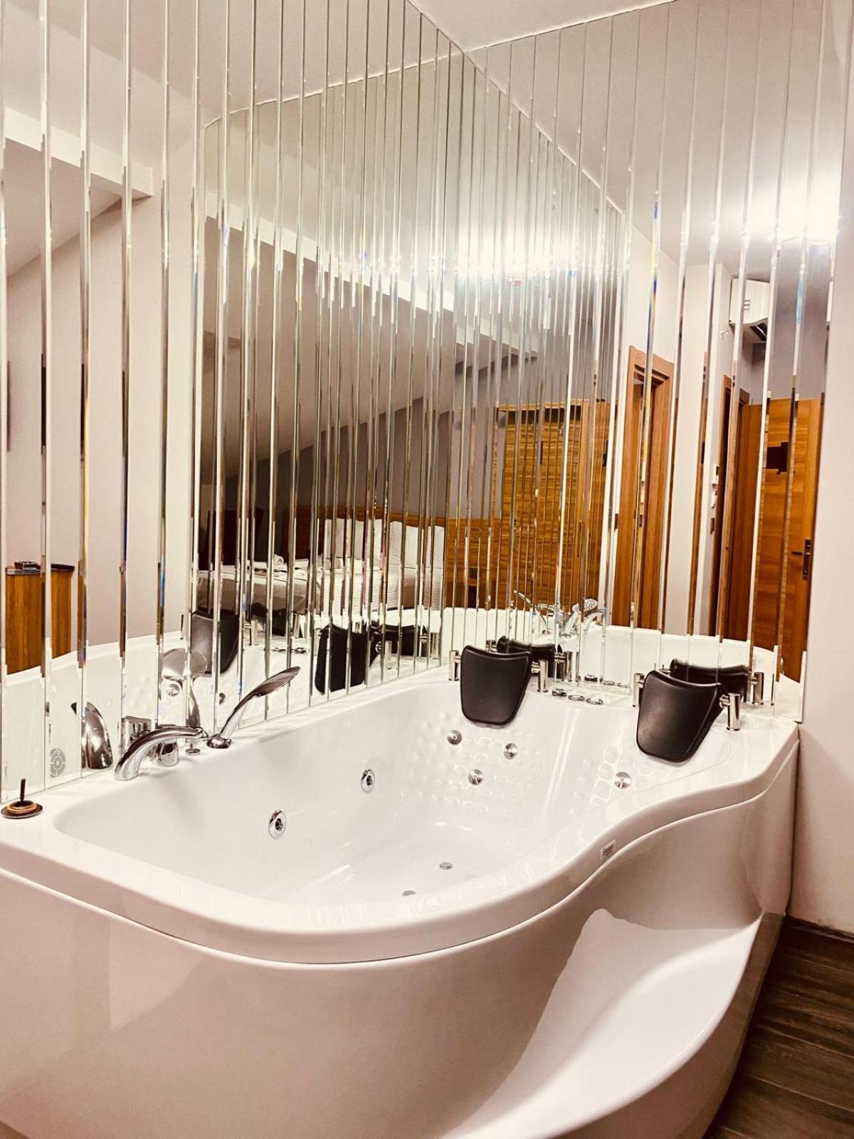 Waves Hotel Стамбул Экстерьер фото