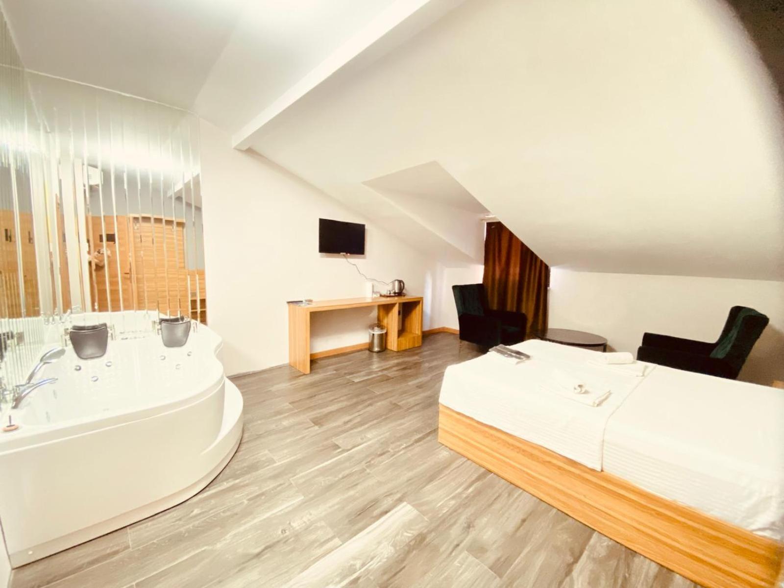 Waves Hotel Стамбул Экстерьер фото